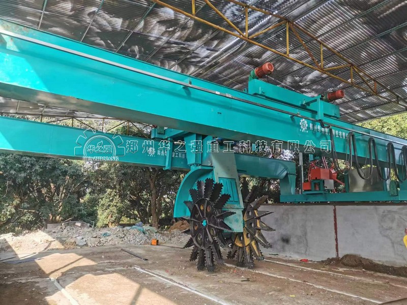 哪種翻拋機(jī)適合利用污泥發(fā)酵有機(jī)肥？