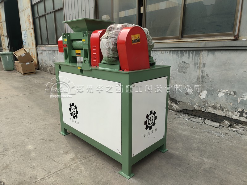 如何調(diào)試對輥擠壓造粒機(jī)？